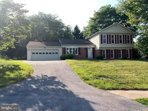 2164 Tulsa Rd, Sykesville, MD 21784