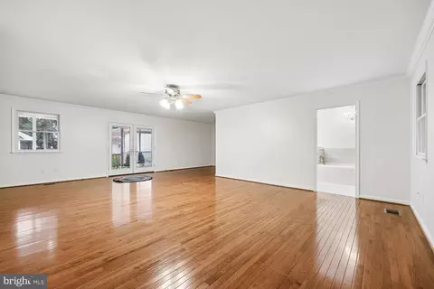 Living - 2404 Braddock Rd, Mount Airy, MD 21771 photo 8 of 8