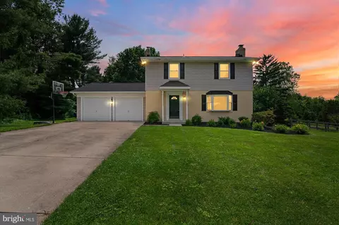 109 Rockvale Rd, Sykesville, MD 21784