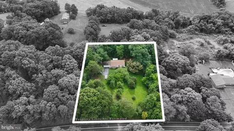 View/Area - 220 Hideaway Dr, Westminster, MD 21157 photo 4 of 10