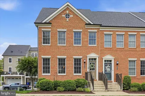 813 Herman Way, Sykesville, MD 21784
