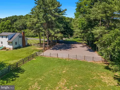 Exterior - 932 Bear Branch Rd, Westminster, MD 21157 photo 19 of 21