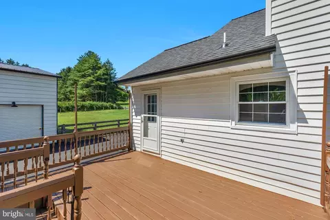 Exterior - 932 Bear Branch Rd, Westminster, MD 21157 photo 6 of 21