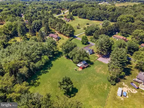 View/Area - 932 Bear Branch Rd, Westminster, MD 21157 photo 5 of 8
