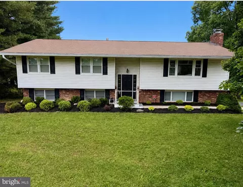 6410 Candlewicke Ct, Sykesville, MD 21784