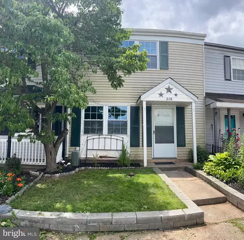 508 Daisy Dr, Taneytown, MD 21787