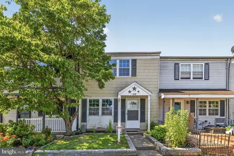 508 Daisy Dr, Taneytown, MD 21787