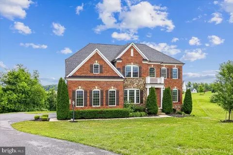 555 Parkland Rd, Eldersburg, MD 21784