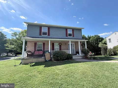 6551 Abraham Ct, Eldersburg, MD 21784