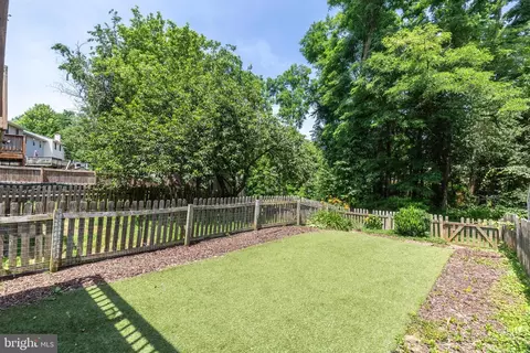 Exterior - 974 Sugar Maple St, Hampstead, MD 21074 photo 3 of 8