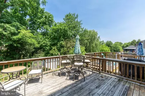 Exterior - 974 Sugar Maple St, Hampstead, MD 21074 photo 7 of 8