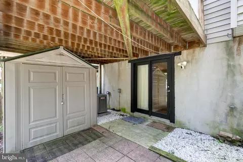 Exterior - 974 Sugar Maple St, Hampstead, MD 21074 photo 4 of 8
