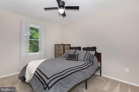 Bedroom - 974 Sugar Maple St, Hampstead, MD 21074 photo 2 of 5