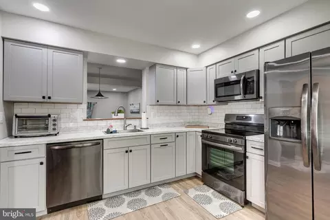 Kitchen - 974 Sugar Maple St, Hampstead, MD 21074 photo 1 of 3