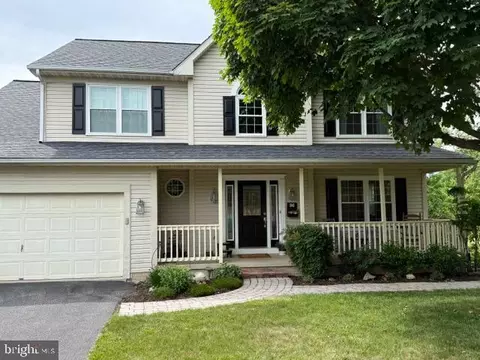 36 Glen Oak Ct, Westminster, MD 21158