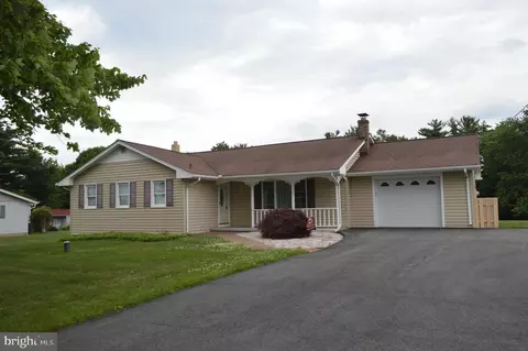 557 Oak Tree Rd, Westminster, MD 21157