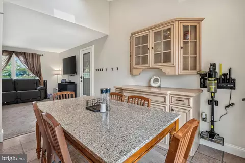 Dining - 4200 Wolf Ct, Hampstead, MD 21074 photo 1 of 1