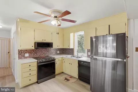 Kitchen - 106 E Deep Run Rd, Westminster, MD 21158 photo 1 of 2