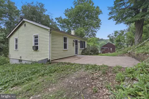 Exterior - 106 E Deep Run Rd, Westminster, MD 21158 photo 2 of 3