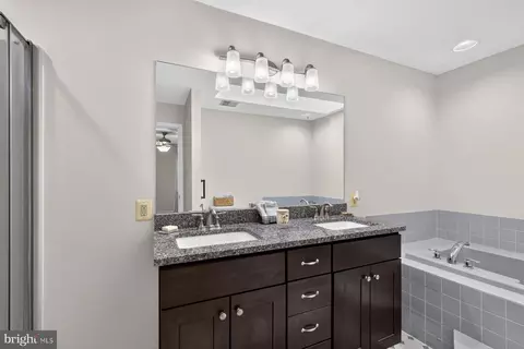 Bath - 415 Dutrow Rd, Westminster, MD 21157 photo 2 of 4
