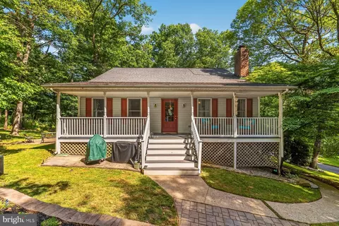 Exterior - 415 Dutrow Rd, Westminster, MD 21157 photo 2 of 7