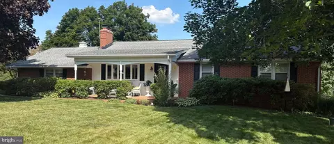 7501 Gaither Rd, Sykesville, MD 21784