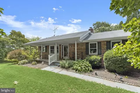1135 Deer Park Rd, Westminster, MD 21157