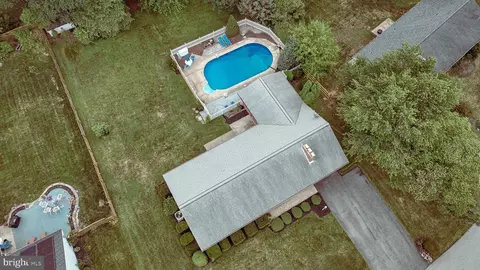 View/Area - 313 Wayne Ave, Westminster, MD 21157 photo 2 of 2