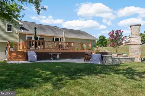 Exterior - 3206 Eves Way, Hampstead, MD 21074 photo 5 of 6