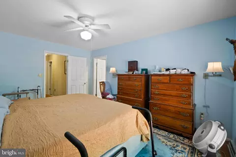 Bedroom - 2597 Braddock Rd, Mount Airy, MD 21771 photo 2 of 2