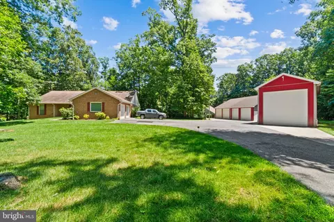 Exterior - 2597 Braddock Rd, Mount Airy, MD 21771 photo 10 of 16