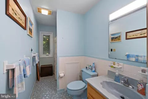 Bath - 2597 Braddock Rd, Mount Airy, MD 21771 photo 1 of 1