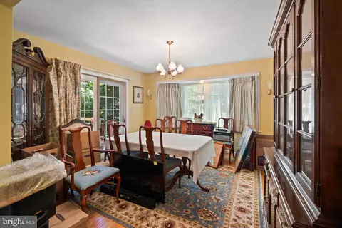 Dining - 2597 Braddock Rd, Mount Airy, MD 21771 photo 2 of 3