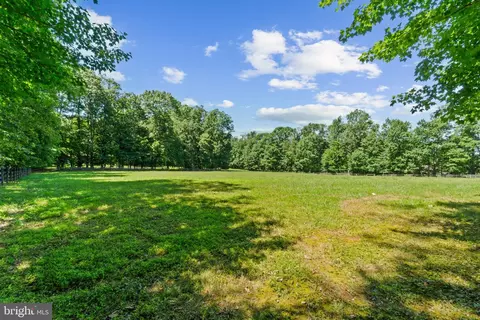 Exterior - 2597 Braddock Rd, Mount Airy, MD 21771 photo 9 of 16