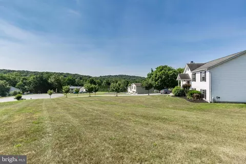 Exterior - 596 Footpath Ct, Westminster, MD 21158 photo 10 of 13