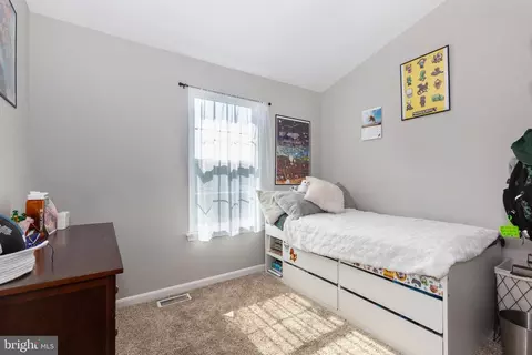 Bedroom - 596 Footpath Ct, Westminster, MD 21158 photo 5 of 5