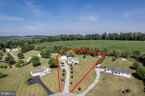 View/Area - 596 Footpath Ct, Westminster, MD 21158 photo 2 of 11