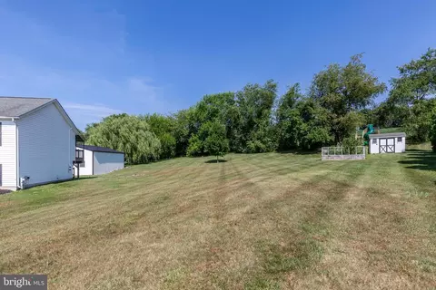 Exterior - 596 Footpath Ct, Westminster, MD 21158 photo 9 of 13