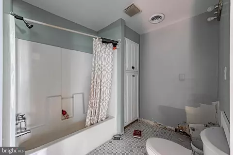 Bath - 3601 Hooper Rd, New Windsor, MD 21776 photo 5 of 5