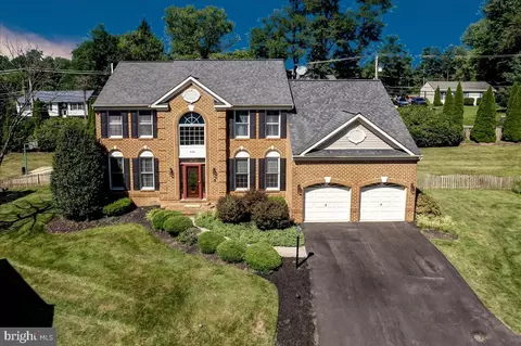 5764 Oyster Bay Dr, Eldersburg, MD 21784