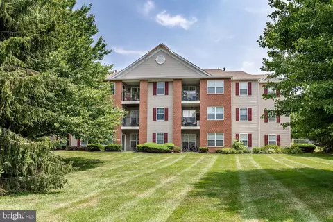 3830 Normandy Dr #1C, Hampstead, MD 21074