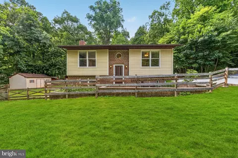 4600 Hay Dr, Manchester, MD 21102