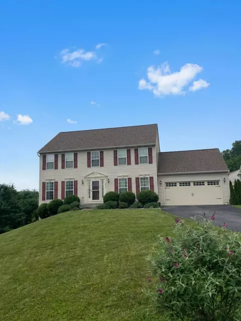 3413 Hartzdale Dr, Manchester, MD 21102