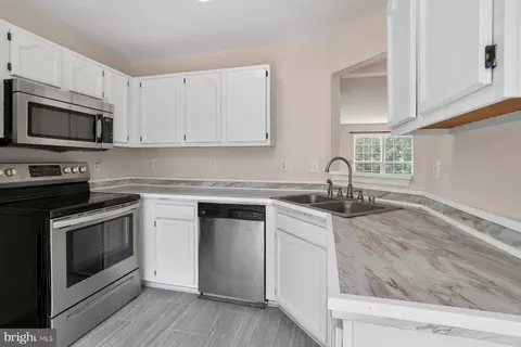 Kitchen - 72 Sable Ct, Westminster, MD 21157 photo 1 of 1
