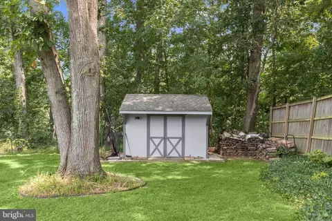 Exterior - 2712 Overview Rd, Hampstead, MD 21074 photo 18 of 19