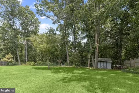 Exterior - 2712 Overview Rd, Hampstead, MD 21074 photo 17 of 19
