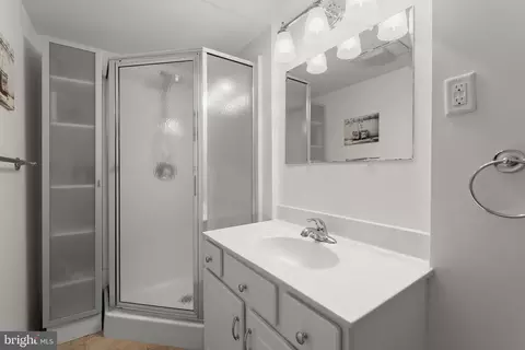 Bath - 2712 Overview Rd, Hampstead, MD 21074 photo 2 of 2