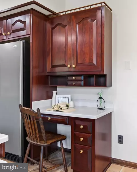 Kitchen - 1951 Albert Rill Rd, Hampstead, MD 21074 photo 13 of 13