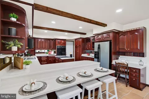 Kitchen - 1951 Albert Rill Rd, Hampstead, MD 21074 photo 3 of 13