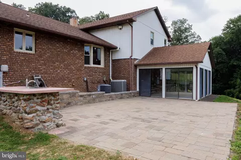 Exterior - 1951 Albert Rill Rd, Hampstead, MD 21074 photo 13 of 15